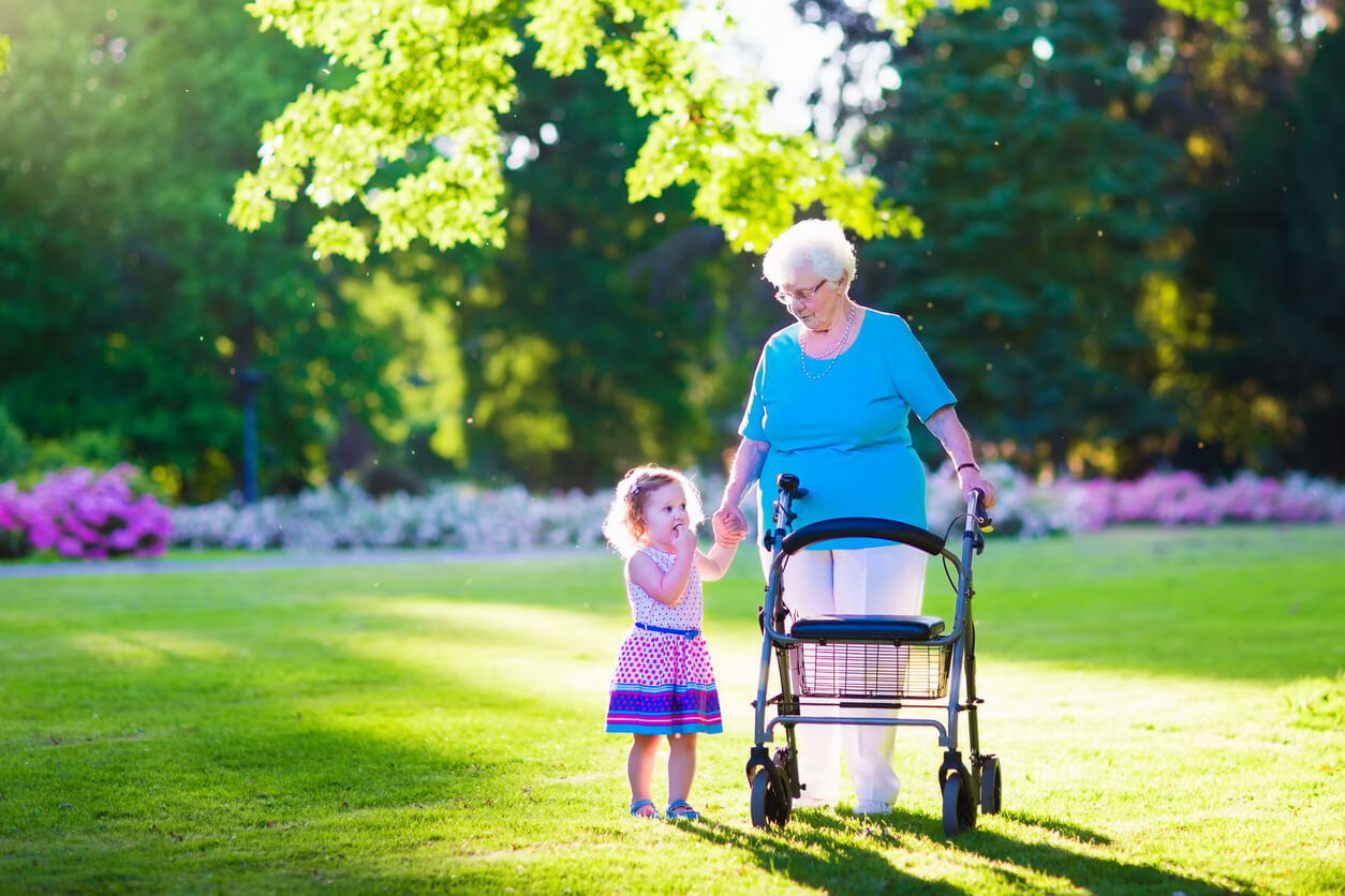 How Mobility Aids Can Enhance Quality of Life for the Elderly